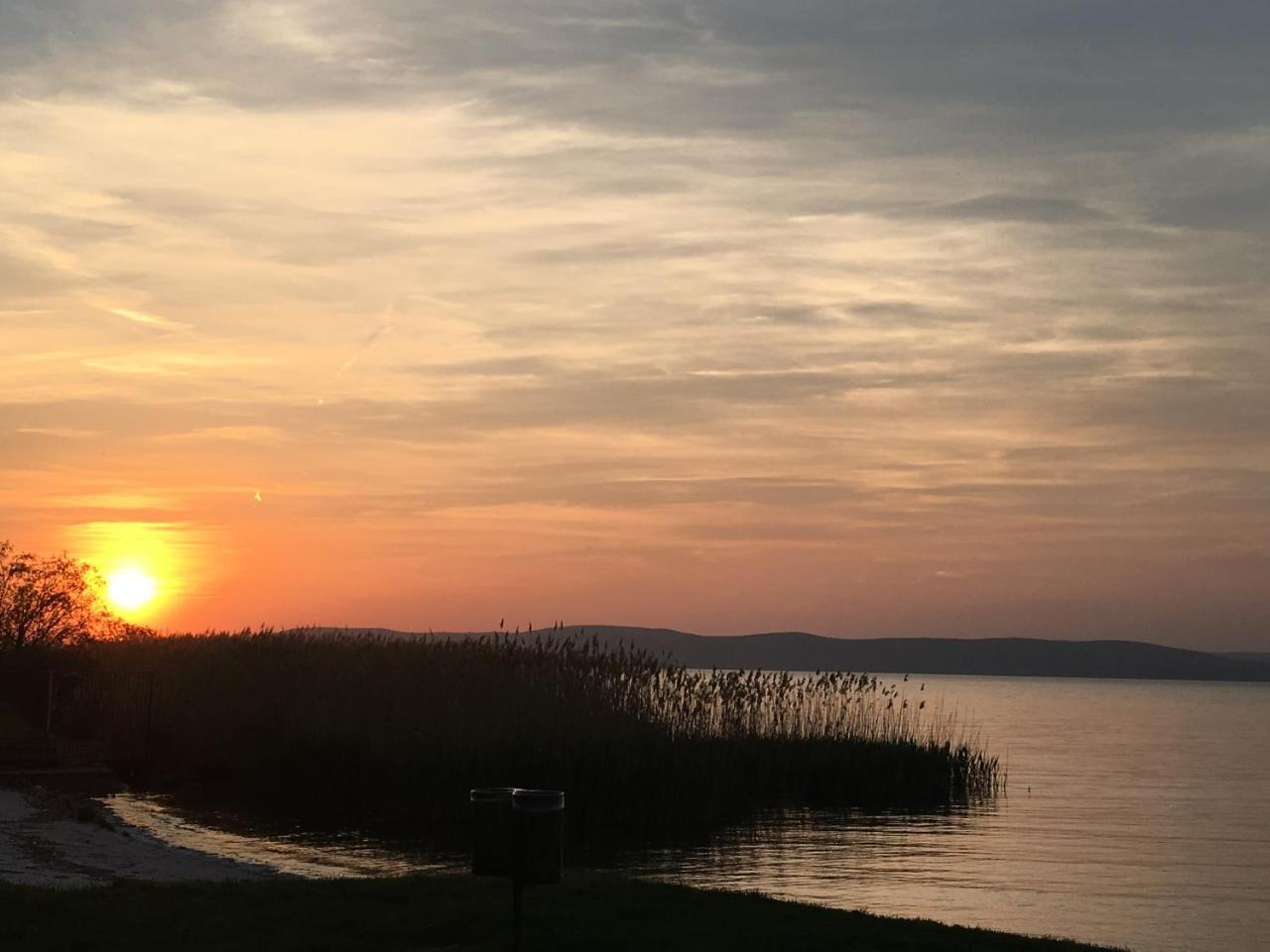 Beach Resident Balatonszemes Exterior photo