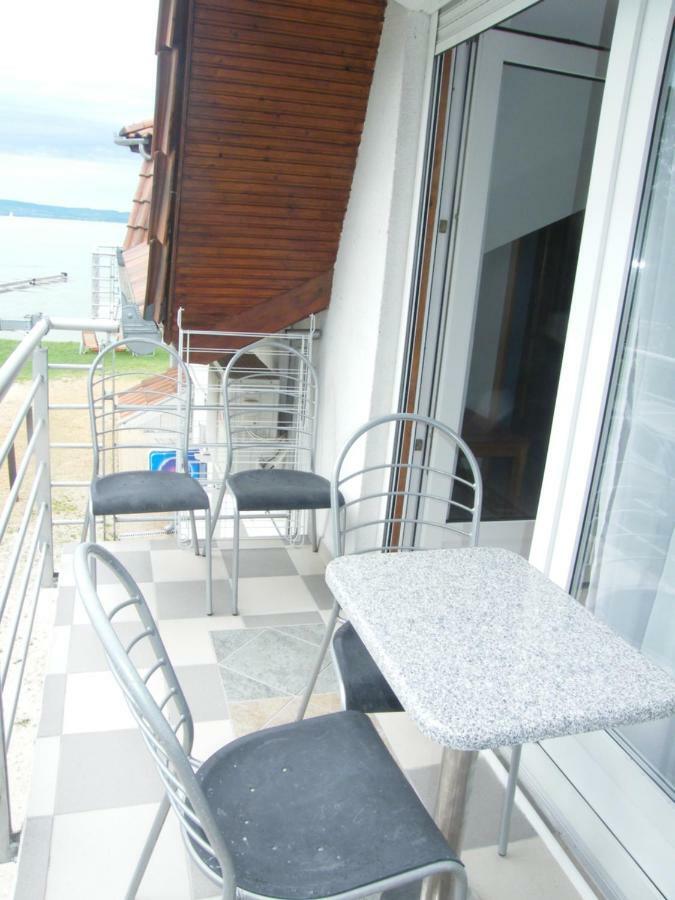 Beach Resident Balatonszemes Exterior photo